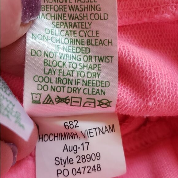 Lilly Pulitzer Pullover  - Picture 11 of 16